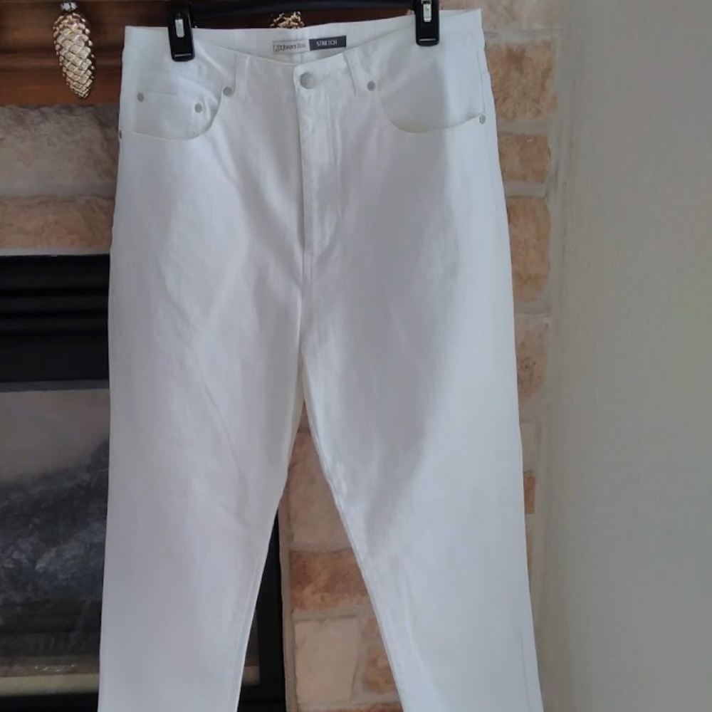 St Johns Bay Stretch white Jeans